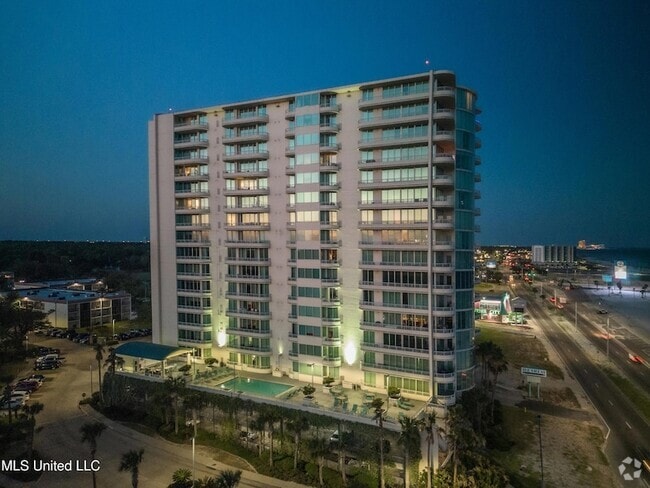 Building Photo - 2060 Beach Blvd Unit 105 Rental
