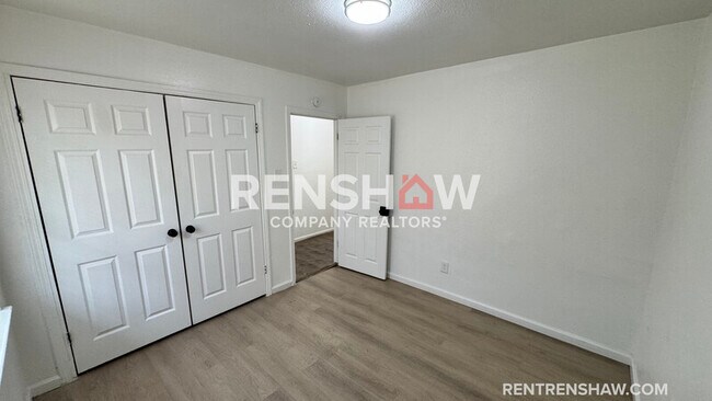 Photo - 285 Lucy Ave