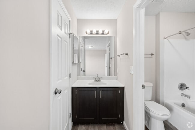 3BR, 2BA - 1,232SF - Primary Bathroom - Spinnaker Cove Apartments
