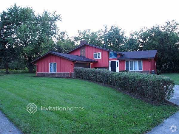 Building Photo - 4913 Lakeshore Dr Rental