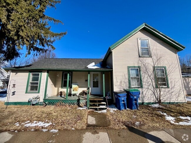 Building Photo - 3 Bed 1 Bath Single Family Home in Wausau