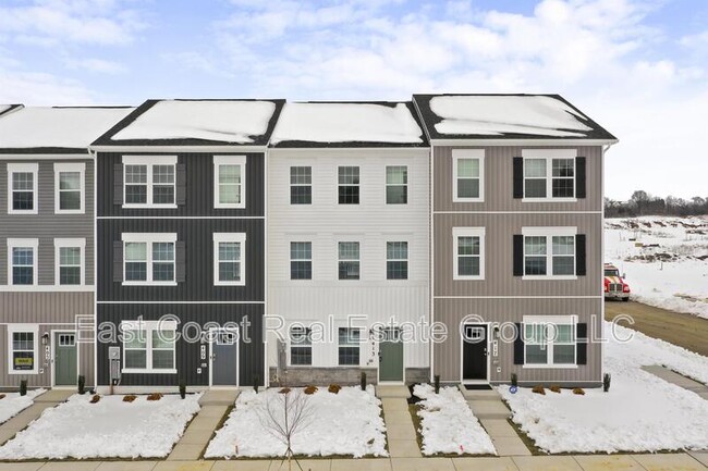 Photo - 413 Eclipse St