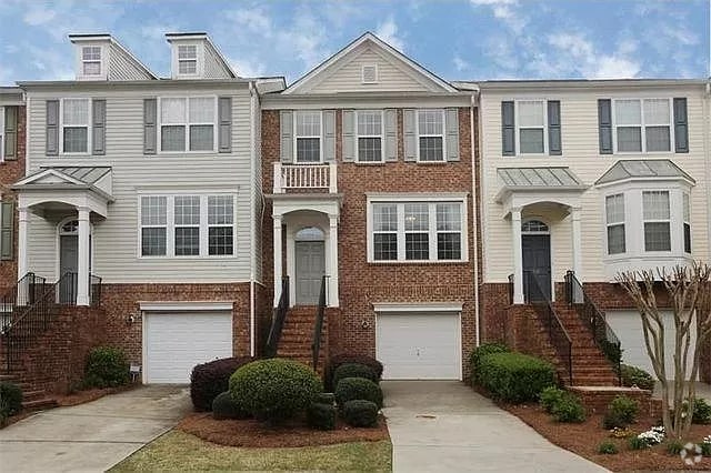 Building Photo - 1320 Thornborough Dr Rental