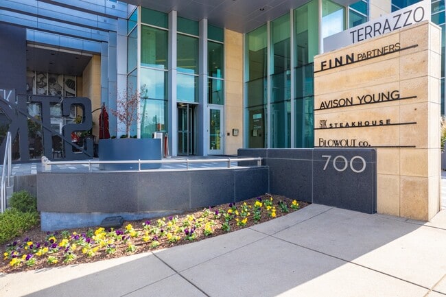 Photo - 700 12th Ave S