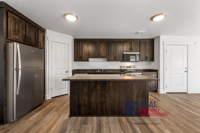 Photo - 110 W Siphon Rd Unit #201