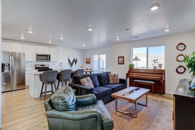 Photo - 3 BEDROOM Long Valley Townhome with all the Amenities