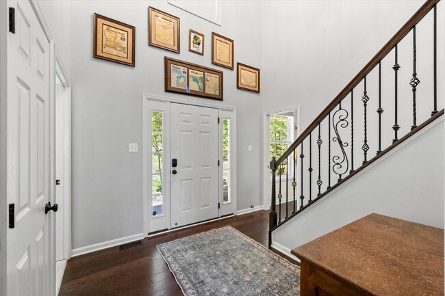 Photo - Gorgeous 5 Bed 3.5 Bathroom in Stafford, VA