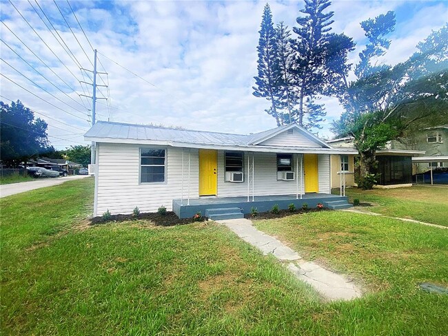 Building Photo - 622 Booker Ave