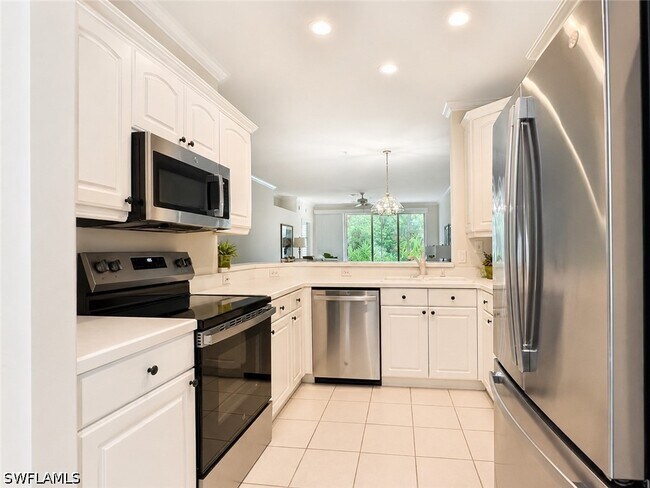 Building Photo - 3431 Pointe Creek Ct Unit 104