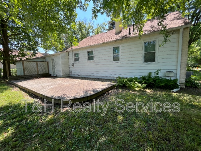 Photo - 8918 Birch St