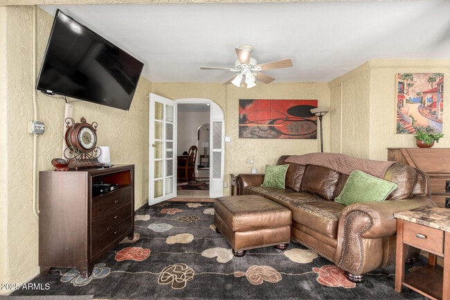 Photo - 6830 E Edgemont Ave