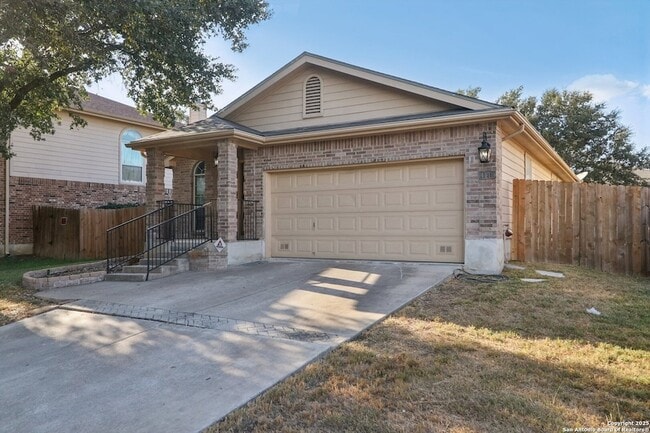 Photo - 4119 Chinkapin Oak