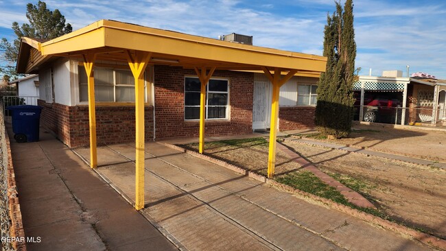 Photo - 5029 Tetons Dr