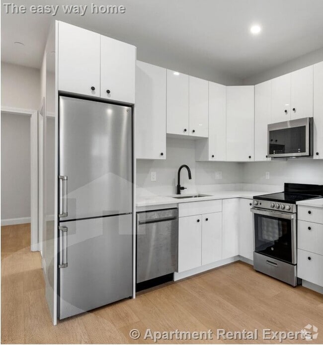 Building Photo - 1576 Cambridge St Unit #3F Rental