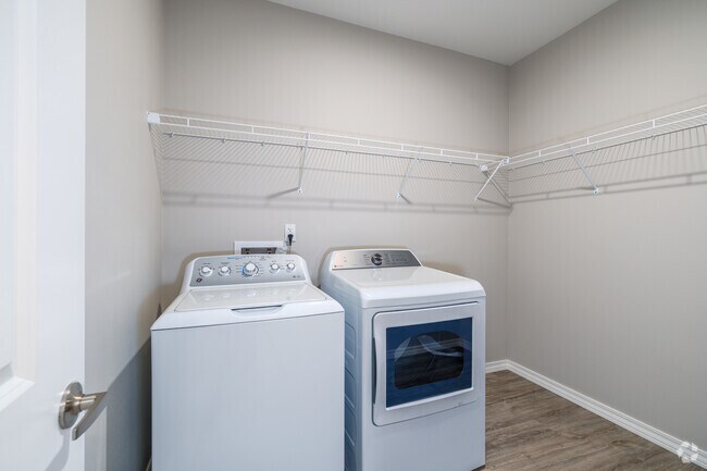 2BR, 2BA - 1,193SF - Laundry