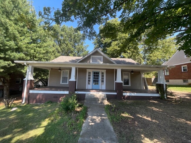 209 3rd Ave