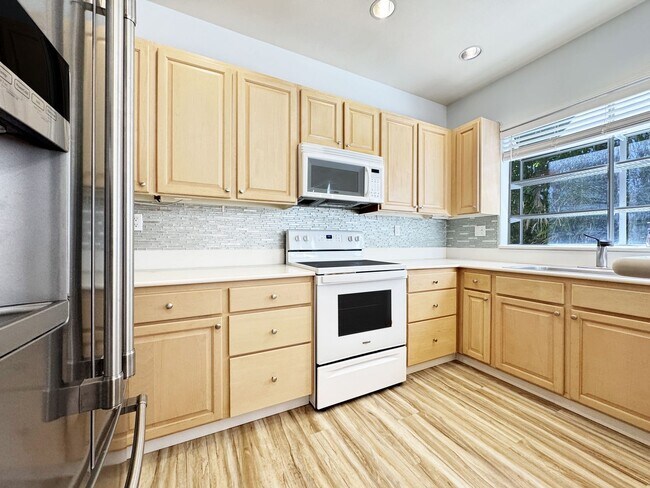 1340C Moanalualani Place, #4C