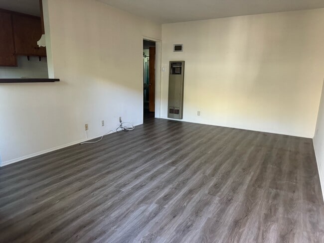 Photo - 1632 Stoner Ave