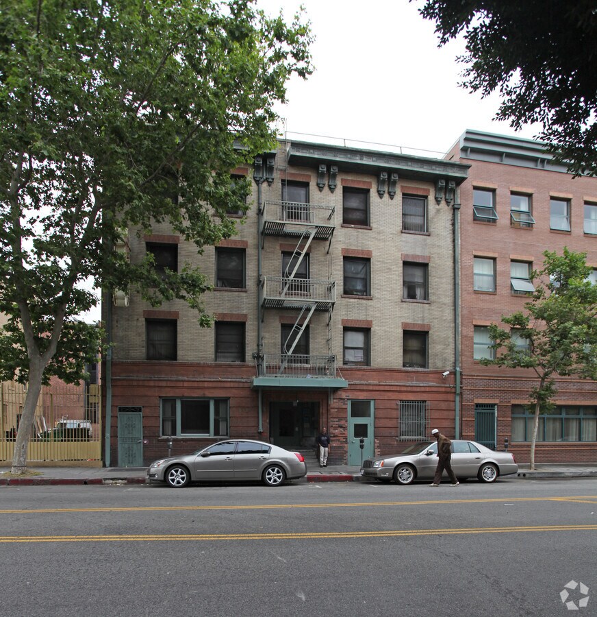 Photo - Ward Hotel Apartments