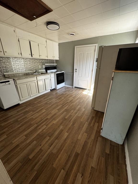 Photo - 399 Robertsville Rd