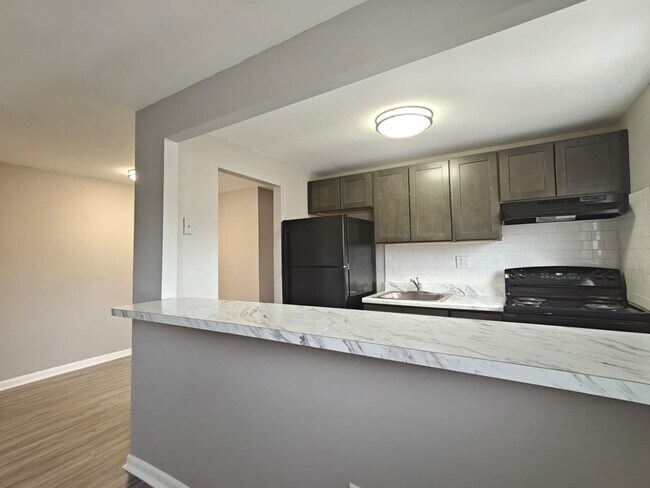 Photo - 308 Main St Unit C9