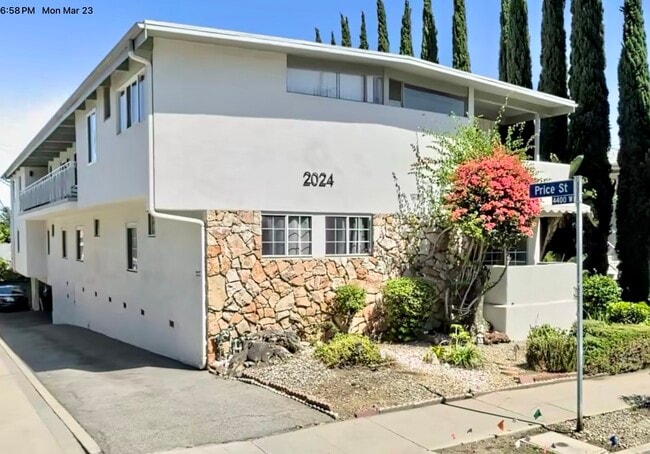 Building Photo - 1929 N Commonwealth Ave Unit 2024-7