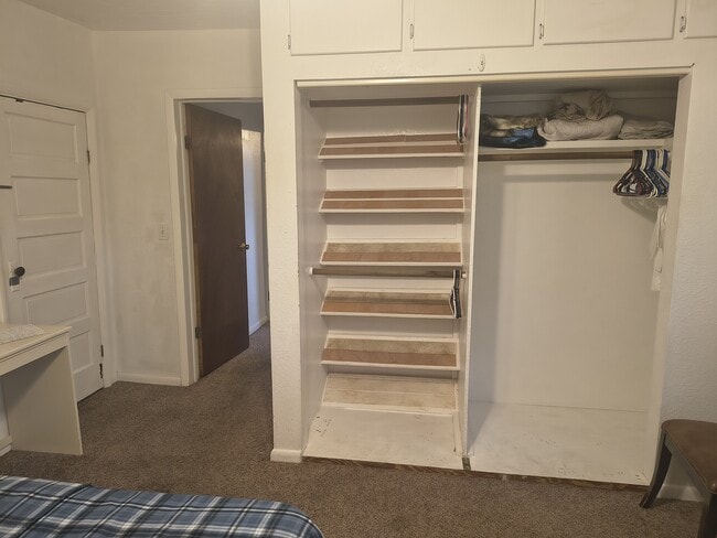 Photo - 700 Hughlett Ave