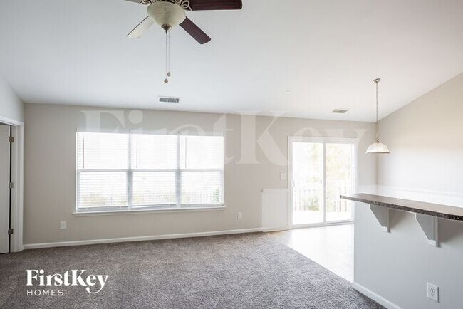 Photo - 104 Tasman Drive