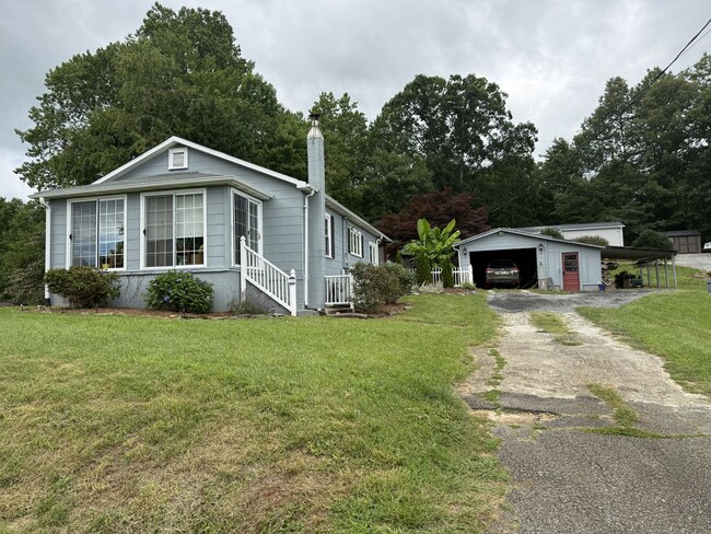 Photo - Adorable 2-Bedroom Cottage in Marion!
