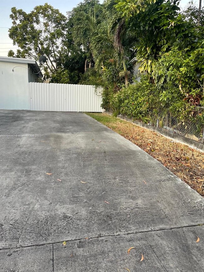 Photo - 15230 NW 33rd Ave Apartment Unit 15230