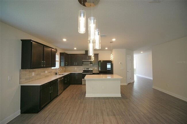 Photo - 30399 Marquette Ave