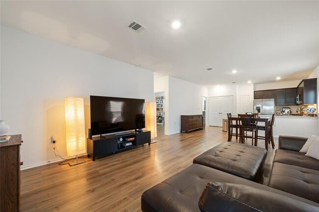 Photo - 14404 Berning Rd