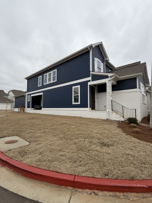 Photo - 215 Honeysuckle Wy