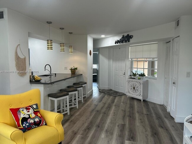 Photo - 365 SW 86th Ave Unit 204
