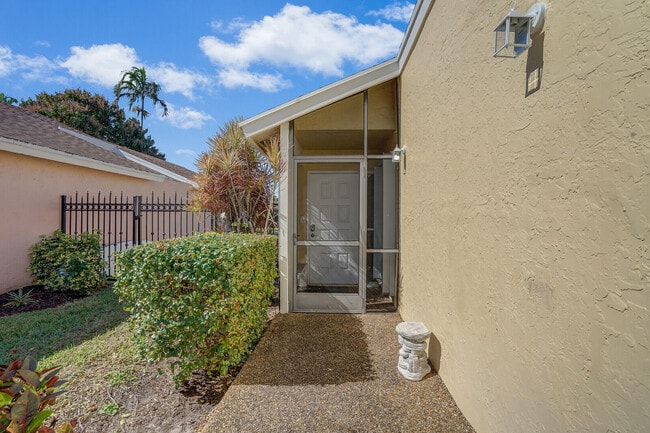 Photo - 1080 NW 20th Ave