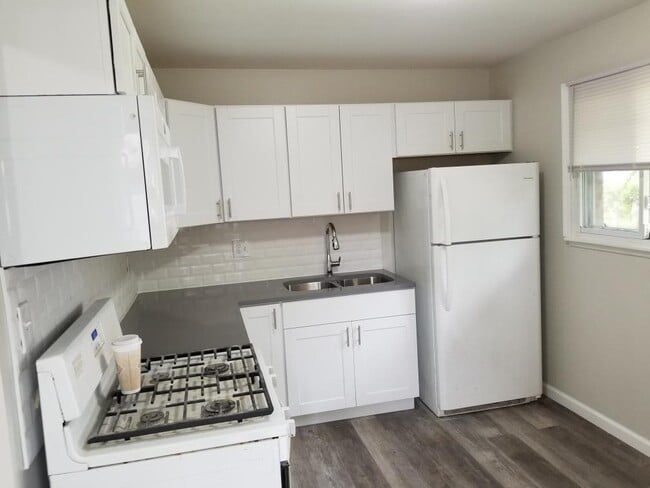 Photo - 21901 Sloman St