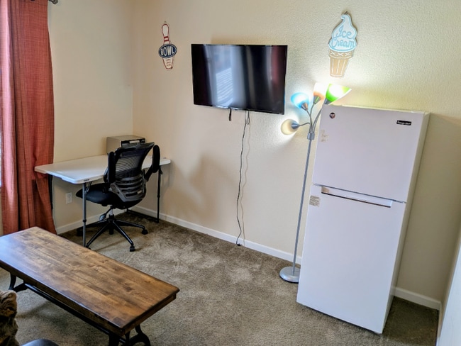 Photo - 323 Zuniga St