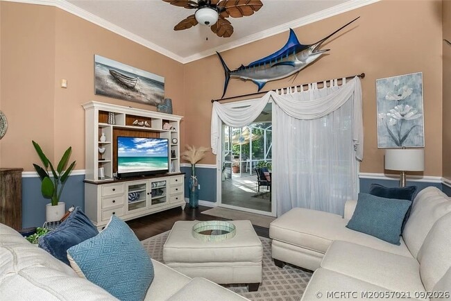 1064 SW Pigeon Plum Way