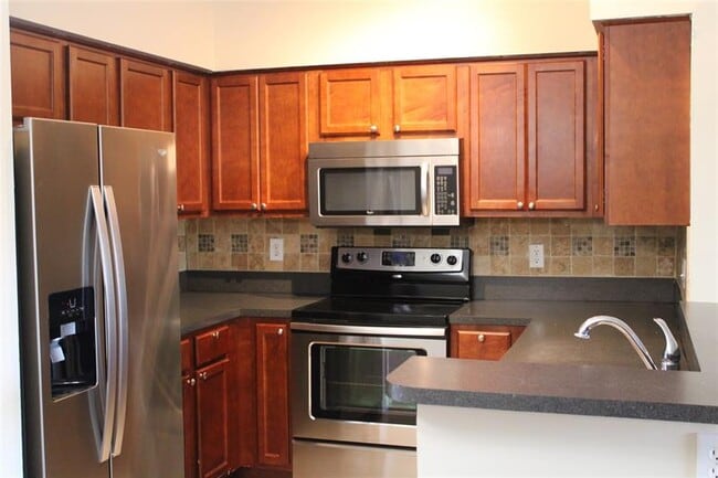 Building Photo - 7630 Westwood Dr Unit 330 Rental