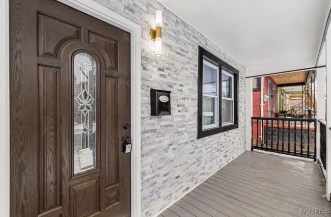 Photo - 517 Goodyear Ave Unit Upper