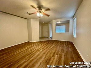 Photo - 107 Cindy Lou Dr