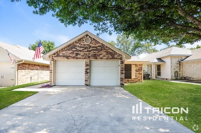 Building Photo - 1637 Woodhall Way Rental