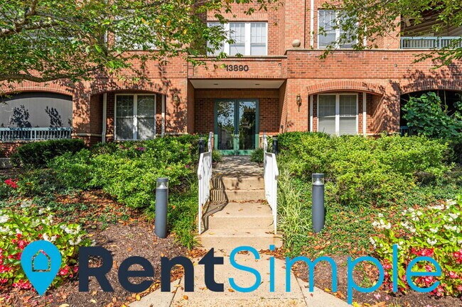 13890 Chelmsford Dr Unit 107