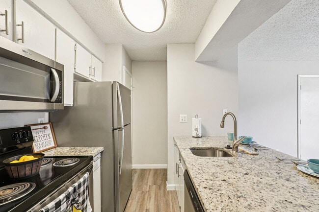 Photo - Claro Court Apartments