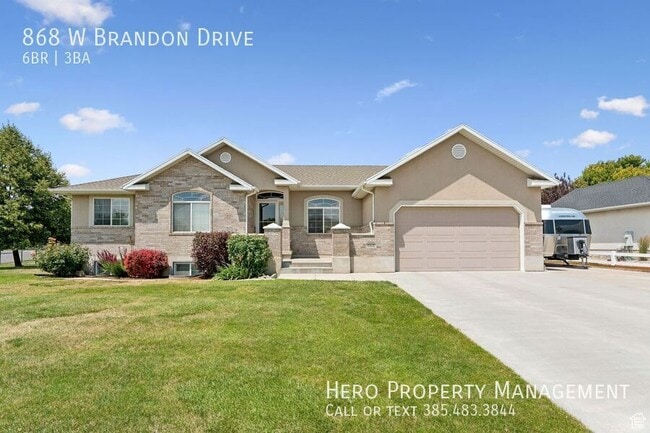 Building Photo - 868 Brandon Dr