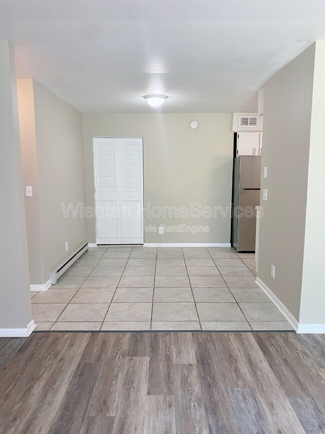 Photo - 202 Charleston Blvd Unidad 2