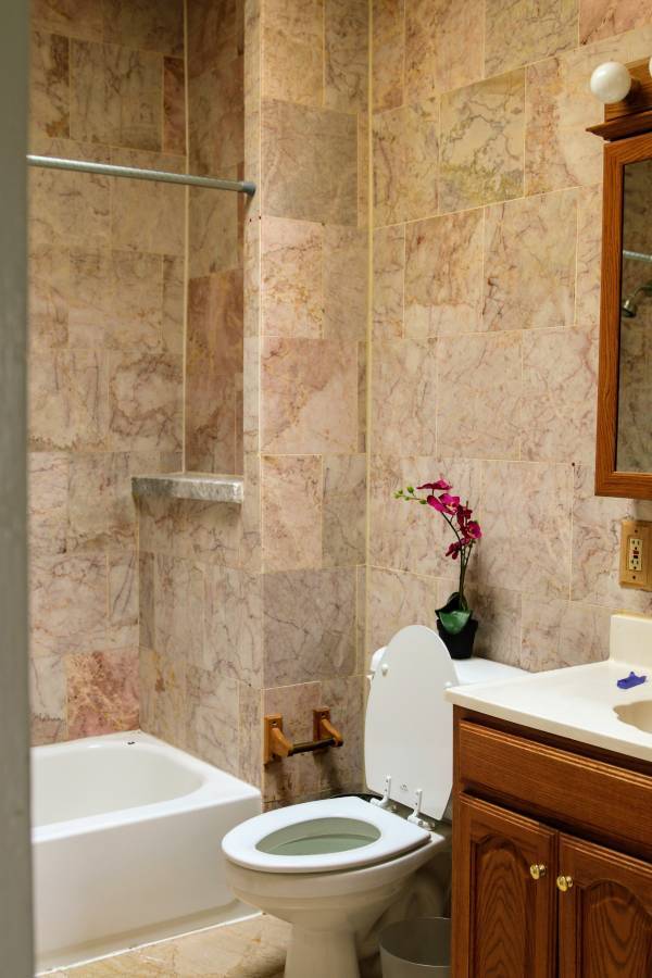 Photo - 617 Irving St NW