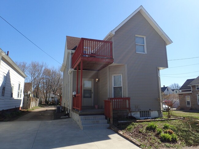 Building Photo - 2619 Liberty St Unit APT 2