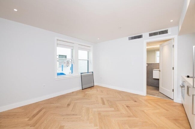 Photo - 12 Commonwealth Ave Unit 506