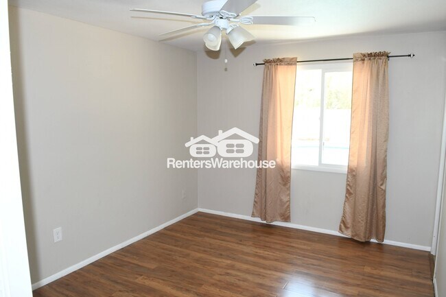Photo - 1550 W Pershing Ave